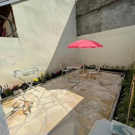 Elegante Maison Proche De La